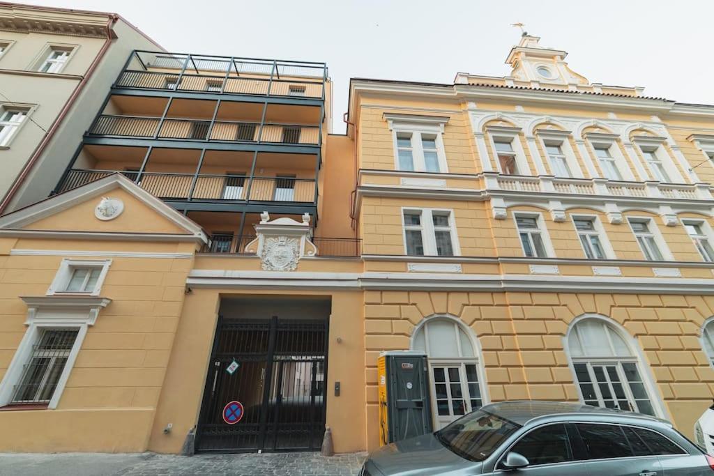Domino Apartment Prague